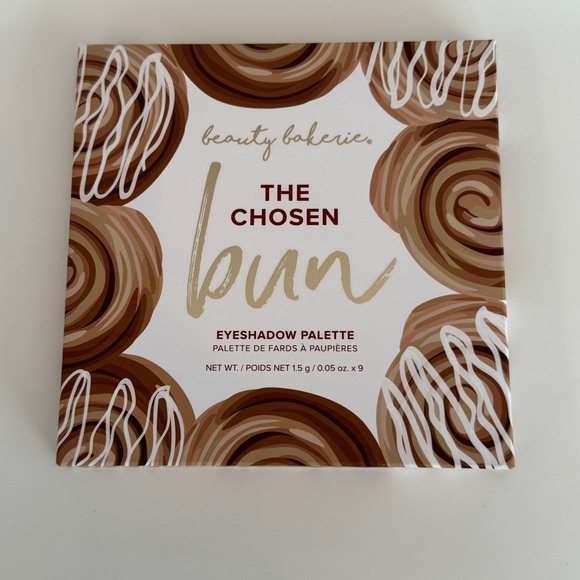 BNIB Beauty Bakerie The Chosen Bun Eyeshadow Palette - Picture 8 of 8